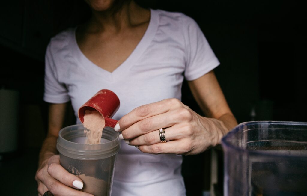 whey protein có tác dụng bổ sung chất đạm